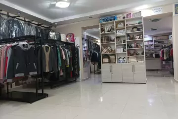 Satılır Obyekt 8-ci Kilometrdə