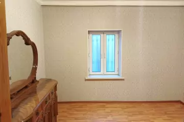 Satılır Həyət Evi Zabrat Qəsəbəsida