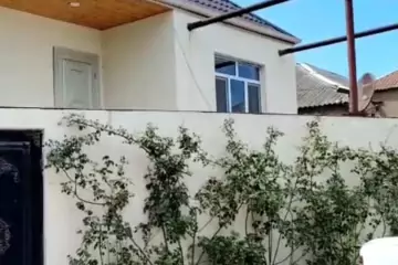 Satılır Həyət Evi Fəhlə Prospekti - Rabocidə