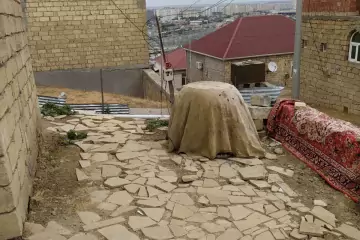 Satılır Həyət Evi Hökməlidə