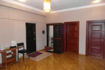Aylıq Kirayə Yeni Tikili 28 May Metrosu ətrafında