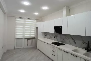 Satılır Yeni Tikili Tbilisi Prospektida