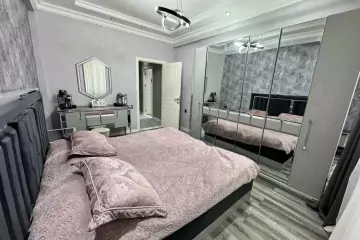 Satılır Yeni Tikili Masazırda