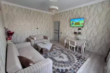 Satılır Həyət Evi Qaraçuxurda