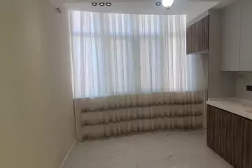 Satılır Yeni Tikili Ukraniya Dairəsida