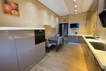 Aylıq Kirayə Yeni Tikili 28 May Metrosu ətrafında
