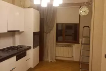 Satılır Yeni Tikili 3-cü Mikrorayonda