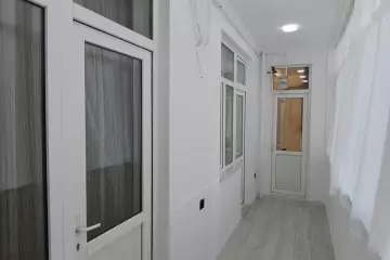 Satılır Yeni Tikili Tbilisi Prospektida