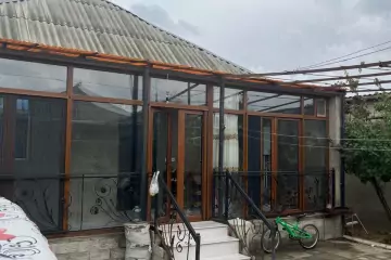 Satılır Həyət Evi Bakıda 