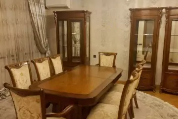 Satılır Yeni Tikili 3-cü Mikrorayonda