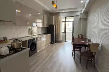 Aylıq Kirayə Ofis Neftçi Bazasında