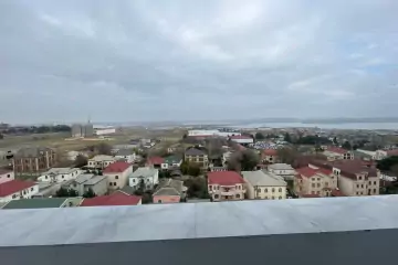 Satılır Yeni Tikili 7-ci Mikrorayonda