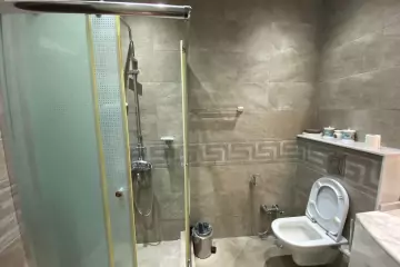 Aylıq Kirayə Yeni Tikili 28 May Metrosu ətrafında