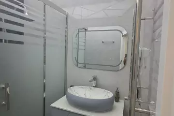 Satılır Yeni Tikili Ukraniya Dairəsida