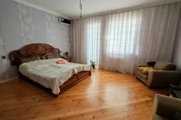 Satılır Həyət Evi Ramanada