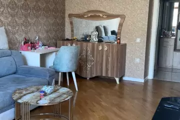 Satılır Yeni Tikili Yasamalda