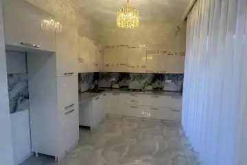 Satılır Bağ Evi Buzovnada