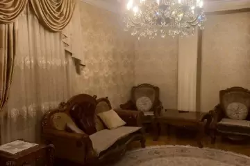 Satılır Yeni Tikili 3-cü Mikrorayonda