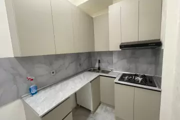 Satılır Yeni Tikili 7-ci Mikrorayonda
