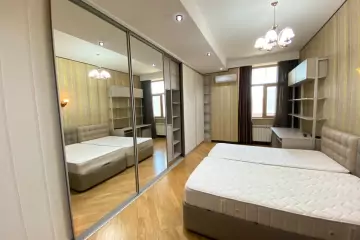 Aylıq Kirayə Yeni Tikili 28 May Metrosu ətrafında