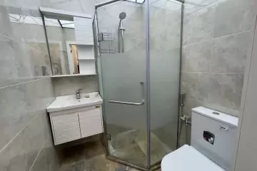 Satılır Yeni Tikili 7-ci Mikrorayonda