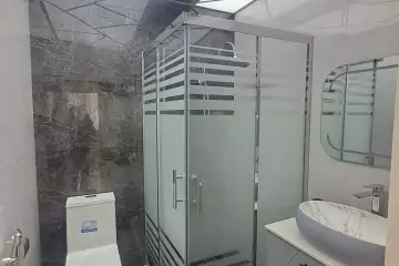 Satılır Yeni Tikili Ukraniya Dairəsida