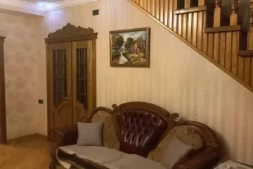Satılır Yeni Tikili 3-cü Mikrorayonda
