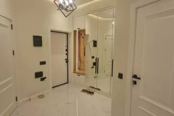 Satılır Yeni Tikili Ukraniya Dairəsida