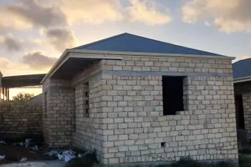 Satılır Həyət Evi Bakıda
