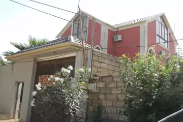 Satılır Bağ Evi Buzovnada