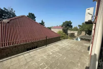 Satılır Bağ Evi Buzovnada