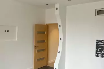 Satılır Yeni Tikili Elmler Akademiyasıda