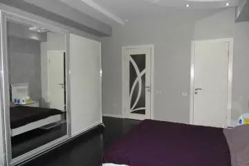 Aylıq Kirayə Yeni Tikili Beşmərtəbədə