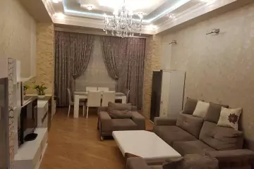 Satılır Yeni Tikili Ağ şəhər Kompleksində