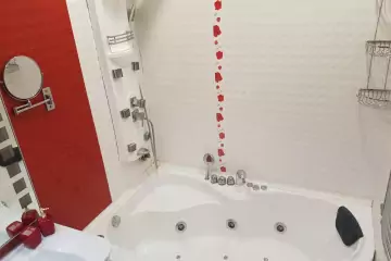 Satılır Yeni Tikili Ağ şəhər Kompleksində