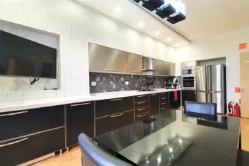 Aylıq Kirayə Yeni Tikili 28 May Metrosu ətrafında