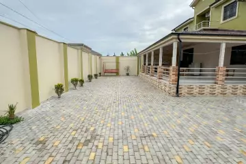 Satılır Bağ Evi Hövsanda