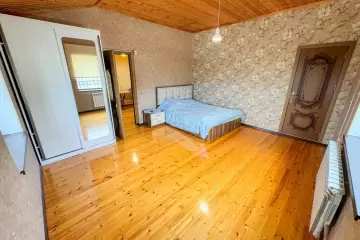 Satılır Bağ Evi Hövsanda
