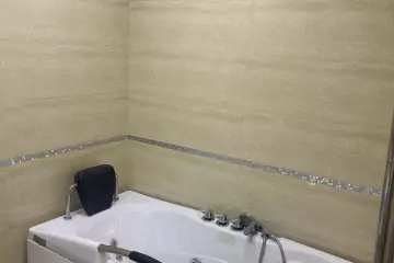 Satılır Yeni Tikili Elmler Akademiyasıda