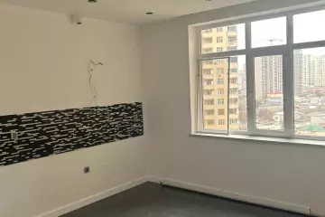 Satılır Yeni Tikili Elmler Akademiyasıda