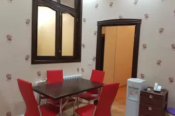 Satılır Yeni Tikili Ağ şəhər Kompleksində