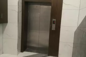 Satılır Yeni Tikili Elmler Akademiyasıda