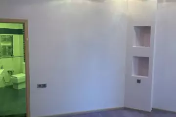 Satılır Yeni Tikili Elmler Akademiyasıda