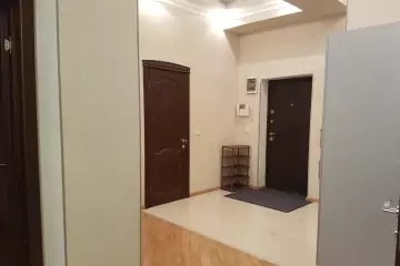 Satılır Yeni Tikili Ağ şəhər Kompleksində