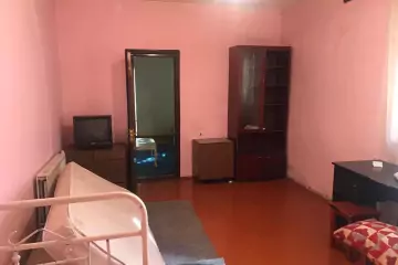 Aylıq Kirayə Həyət Evi Fəhlə Prospekti - Rabocidə