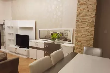 Satılır Yeni Tikili Ağ şəhər Kompleksində