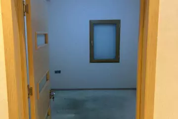 Satılır Yeni Tikili Elmler Akademiyasıda