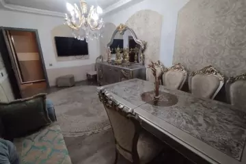 Satılır Köhnə Tikili Cavanşir Küçəsində
