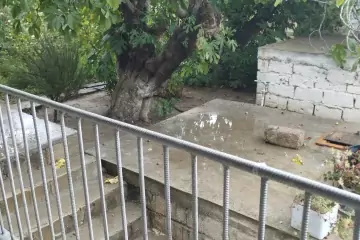Satılır Həyət Evi Fatmayıda