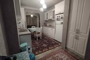 Satılır Köhnə Tikili Cavanşir Küçəsində